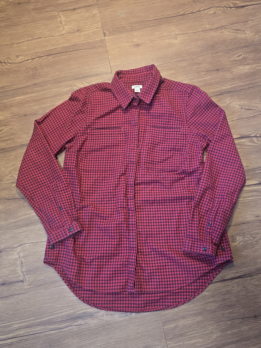 Women's L.L. Bean Red Checked Button-Up Shirt - Casual Fall Long Sleeve - Small